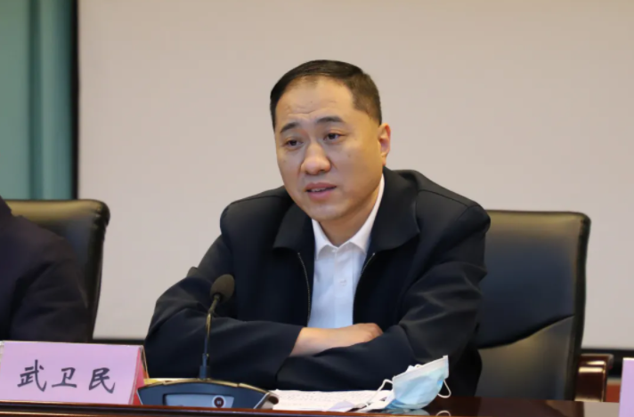 鲁印兴任石家庄公交党委书记董事长，路江提名任总经理(图1)