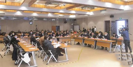为防疫注入创新力量，金龙“破冰者”带着黑科技来了！(图3)